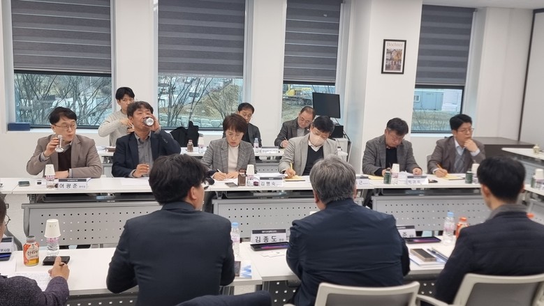 경남도, 미래자동차 부품기업과 ‘현장...